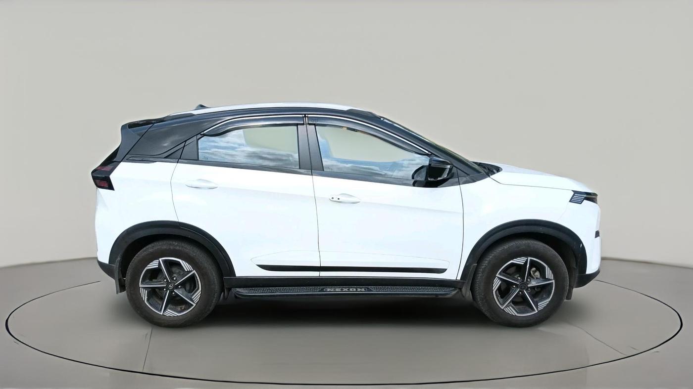 2025 Tata NEXON Creative Plus (PS) 1.2 iCNG, CNG, Manual, 32,929 km, exterior