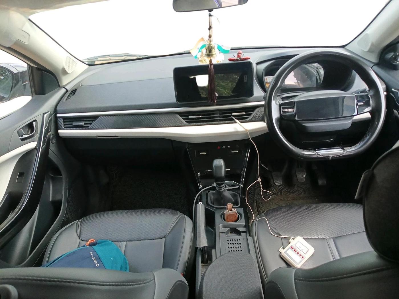 2025 Tata NEXON Creative Plus (PS) 1.2 iCNG, CNG, Manual, 32,929 km, interior