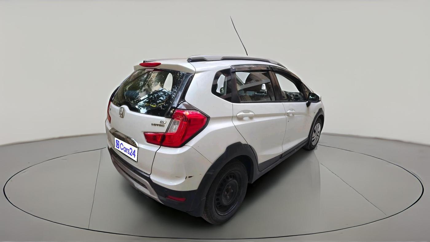 2017 Honda WR-V 1.5L I-DTEC S MT, Diesel, Manual, 44,806 km, exterior