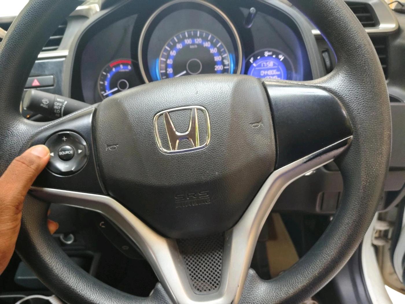 2017 Honda WR-V 1.5L I-DTEC S MT, Diesel, Manual, 44,806 km, interior