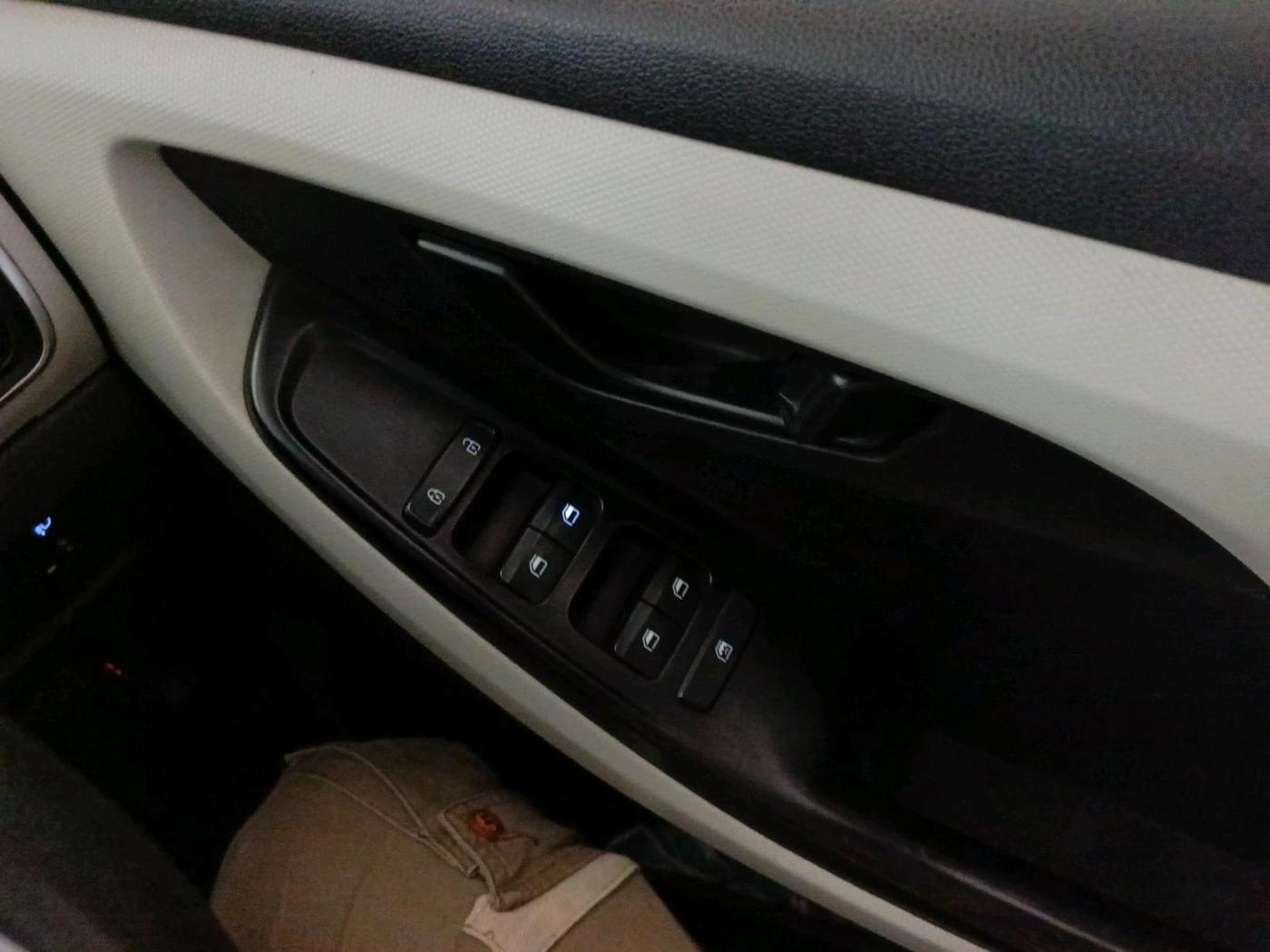 2023 Hyundai Creta E 1.5 DIESEL, Diesel, Manual, 1,75,243 km, interior