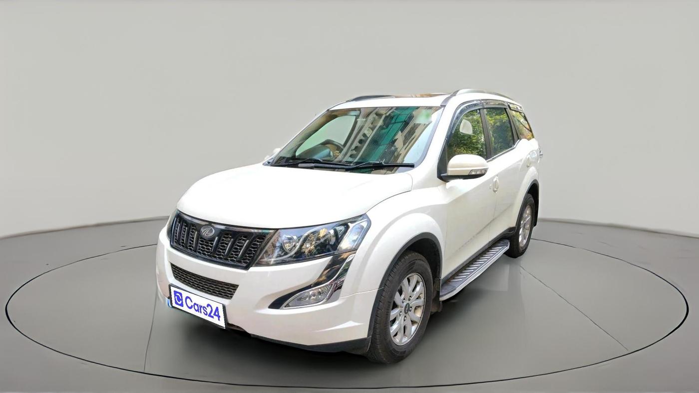 2015 Mahindra XUV500 W10, Diesel, Manual, 68,558 km, exterior