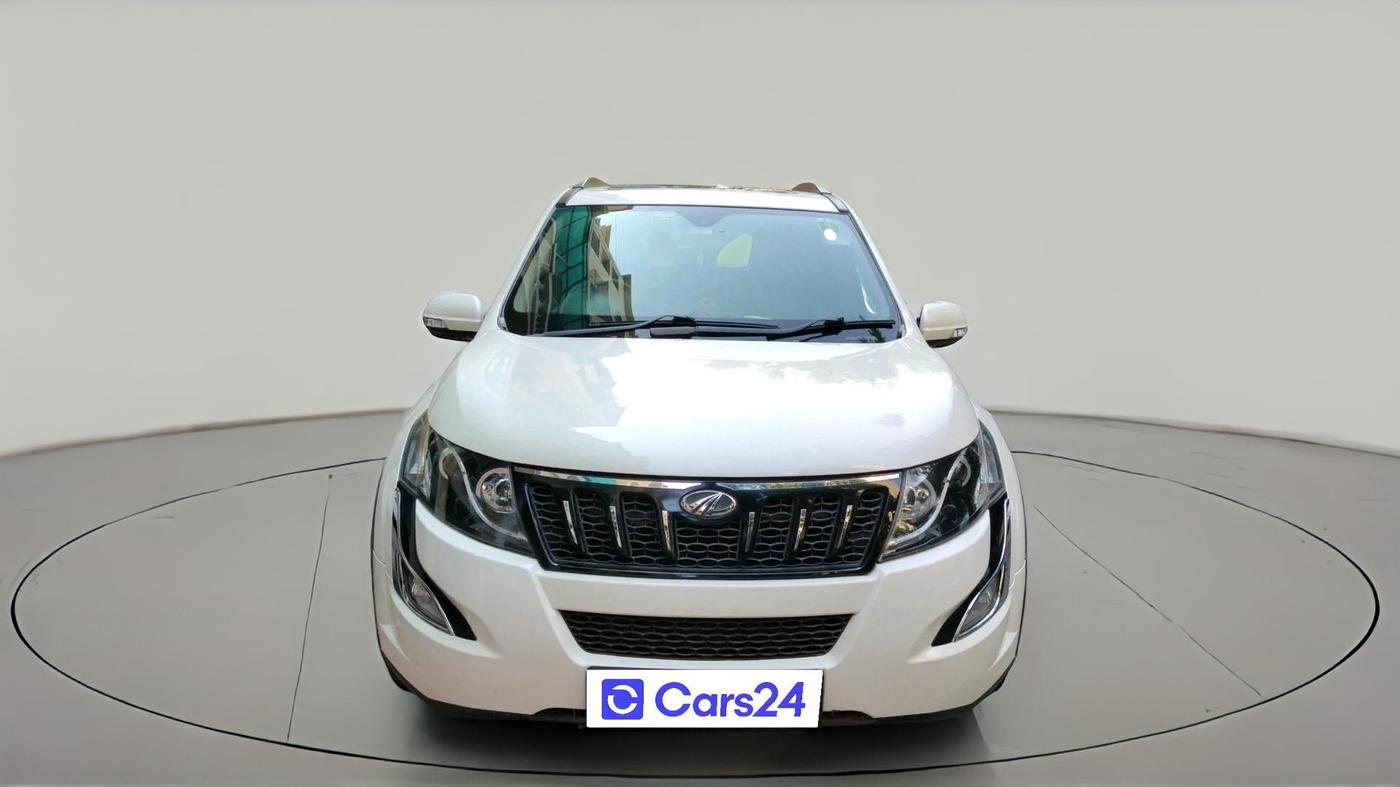 2015 Mahindra XUV500 W10, Diesel, Manual, 68,558 km, exterior