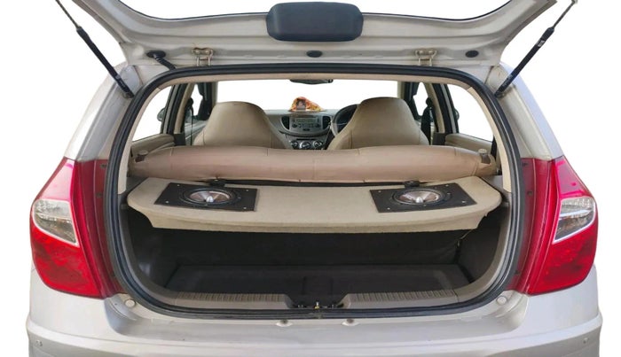 2015 Hyundai i10 SPORTZ 1.1, Petrol, Manual, 26,808 km, exterior