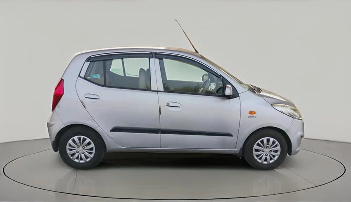 2015 Hyundai i10 SPORTZ 1.1, Petrol, Manual, 26,808 km, exterior