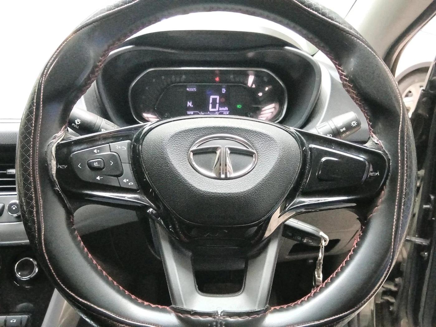2021 Tata NEXON XMA SUNROOF PETROL, Petrol, Automatic, 39,018 km, interior
