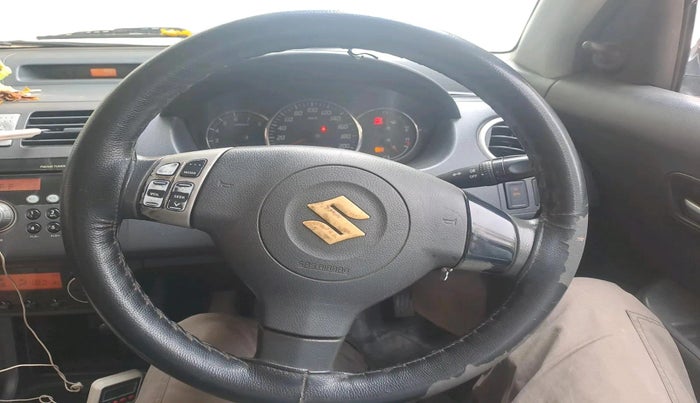 2010 Maruti Swift ZXI, Petrol, Manual, 1,20,986 km, interior