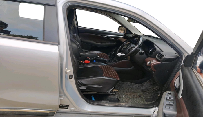 2023 Maruti Grand Vitara SIGMA SMART HYBRID, Petrol, Manual, 35,507 km, interior
