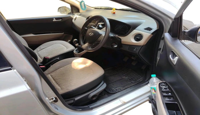 2015 Hyundai Xcent S 1.2, Petrol, Manual, 21,733 km, interior