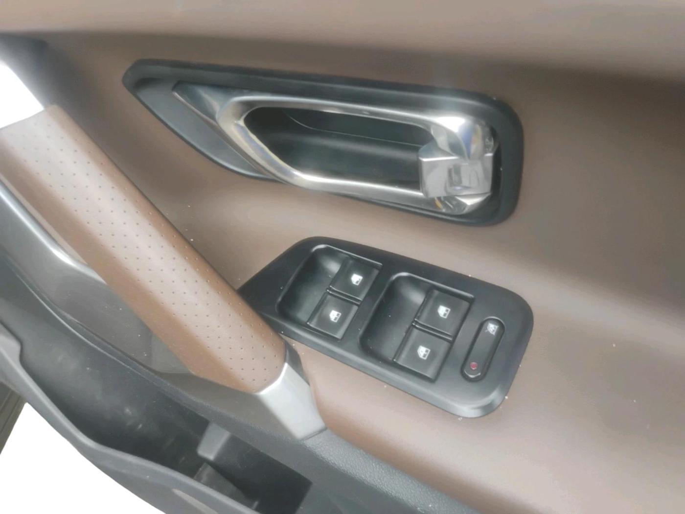 2021 Tata Harrier XZA 2.0L, Diesel, Automatic, 1,13,485 km, interior