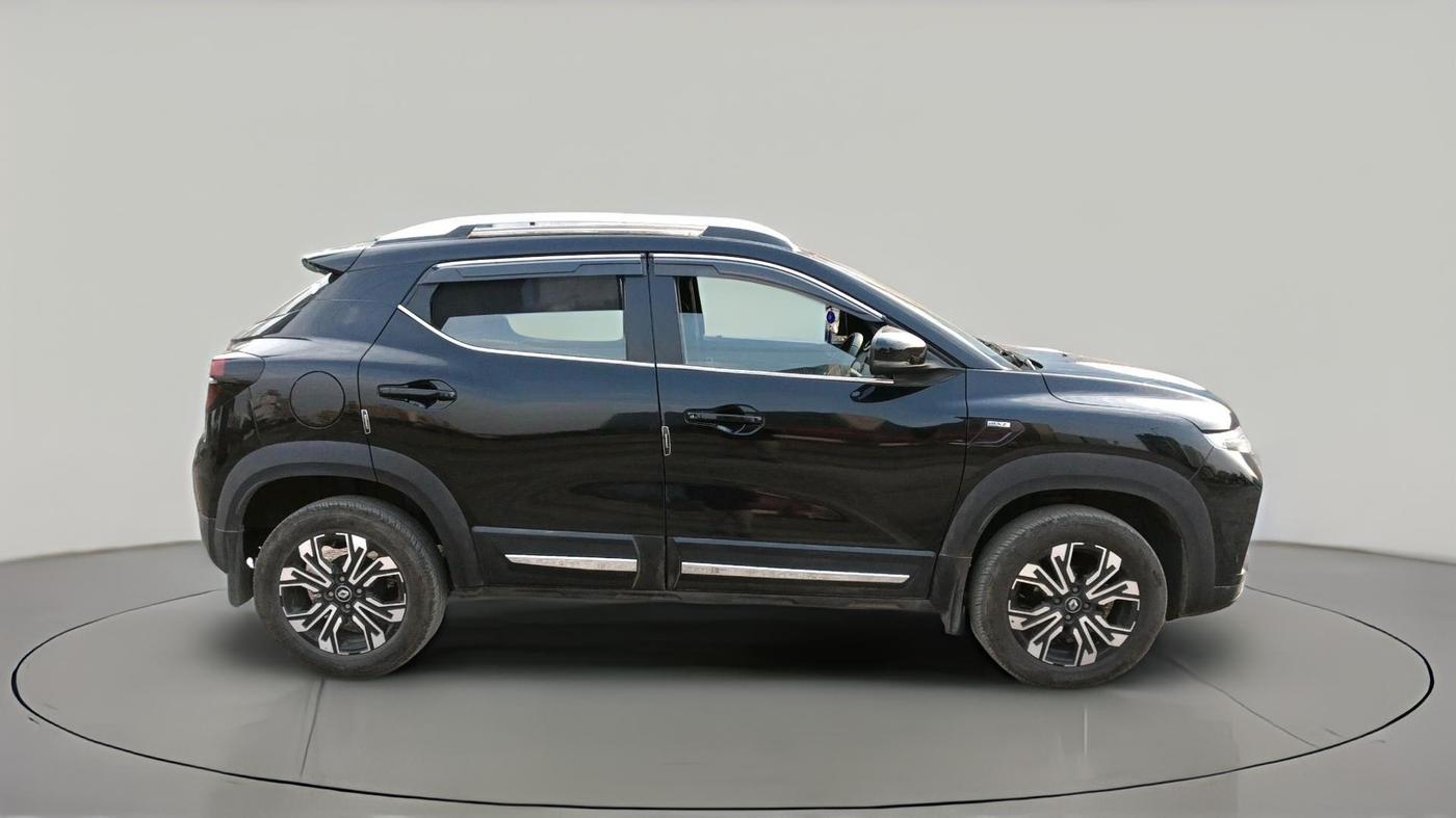 2024 Renault Kiger RXZ AMT, Petrol, Automatic, 13,165 km, exterior