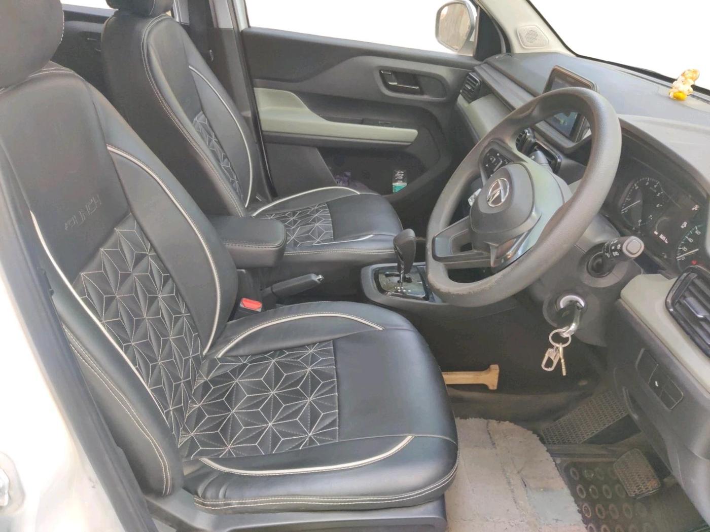 2023 Tata PUNCH ADVENTURE AMT, Petrol, Automatic, 36,251 km, interior