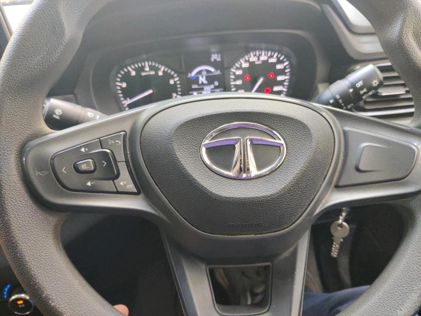 2023 Tata PUNCH ADVENTURE AMT, Petrol, Automatic, 36,251 km, interior