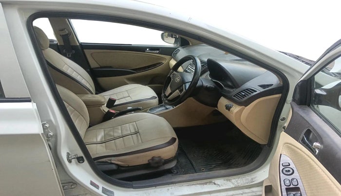 2011 Hyundai Verna FLUIDIC 1.6 CRDI SX AT, Diesel, Automatic, 1,49,749 km, interior