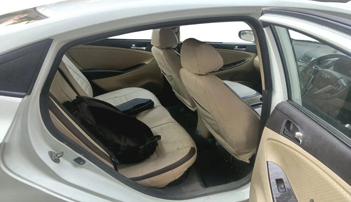 2011 Hyundai Verna FLUIDIC 1.6 CRDI SX AT, Diesel, Automatic, 1,49,749 km, interior