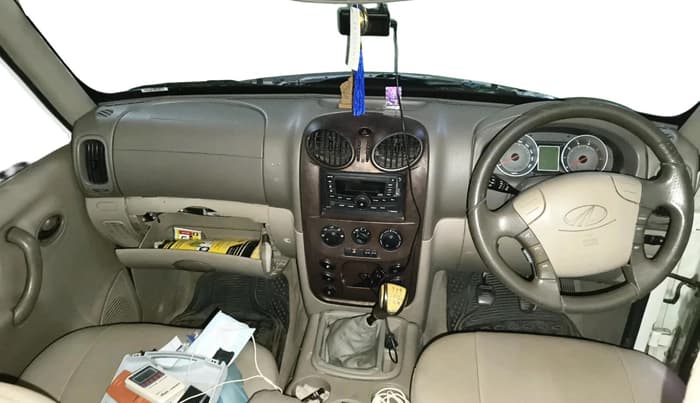 2010 Mahindra Scorpio VLX 2WD BS-III, Diesel, Manual, 1,01,616 km, interior