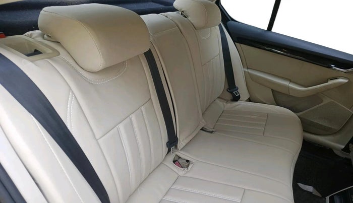 2018 Skoda Octavia L&K 1.8 TSI AT, Petrol, Automatic, 80,358 km, interior