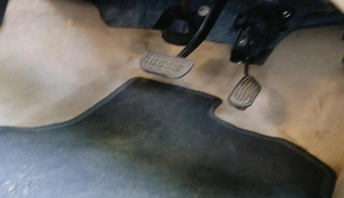 2018 Toyota YARIS J CVT, Petrol, Automatic, 32,383 km, interior