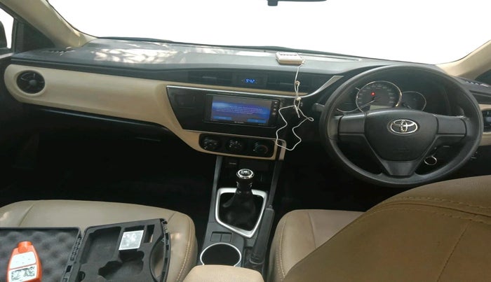 2018 Toyota Corolla Altis J PETROL, Petrol, Manual, 57,467 km, interior