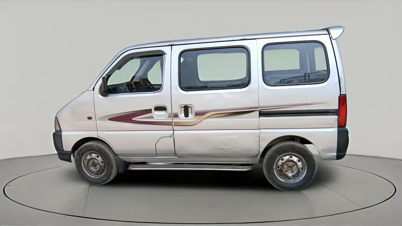 2012 Maruti Eeco 7 STR, CNG, Manual, 13,520 km, exterior