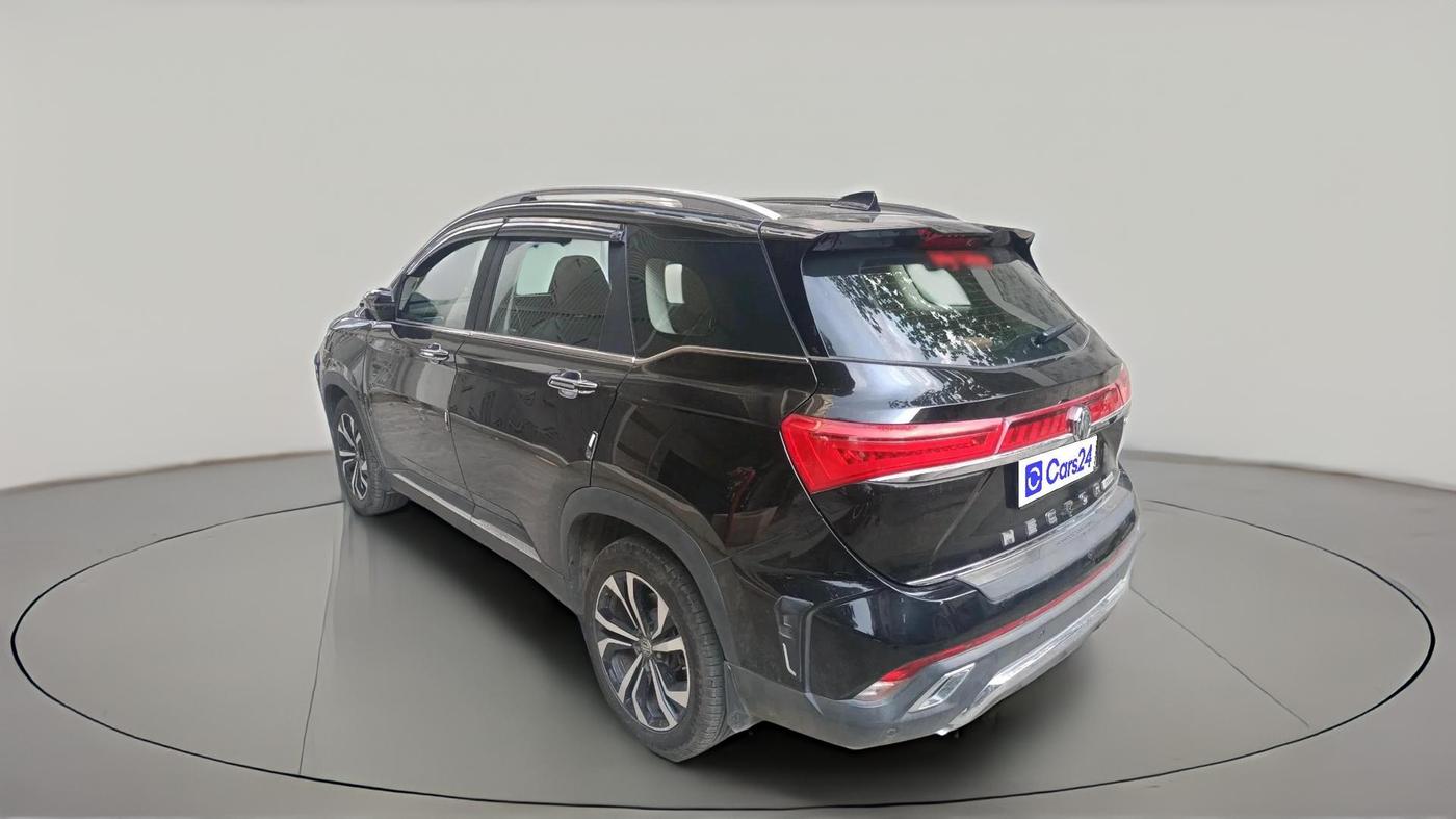 2025 MG HECTOR PLUS SAVVY PRO 1.5 TURBO CVT 6 STR, Petrol, Automatic, 11,072 km, exterior