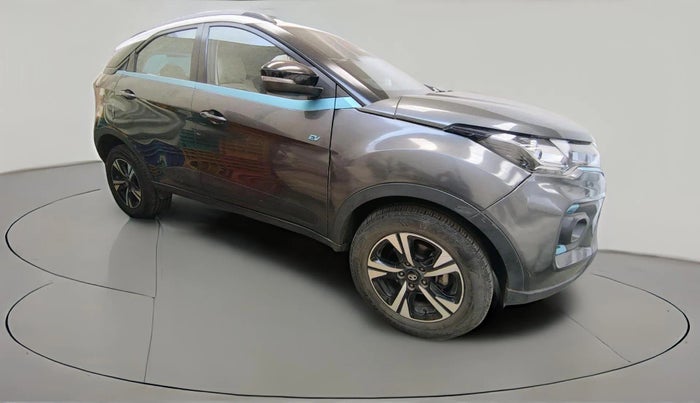 2022 Tata NEXON EV XZ PLUS LUX, Electric, Automatic, 42,098 km, exterior