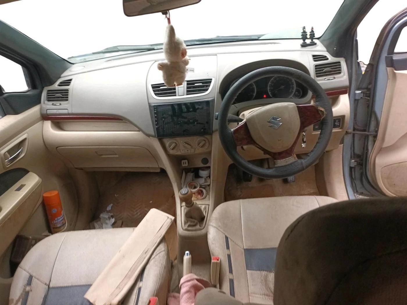 2012 Maruti Ertiga VDI, Diesel, Manual, 1,87,542 km, interior