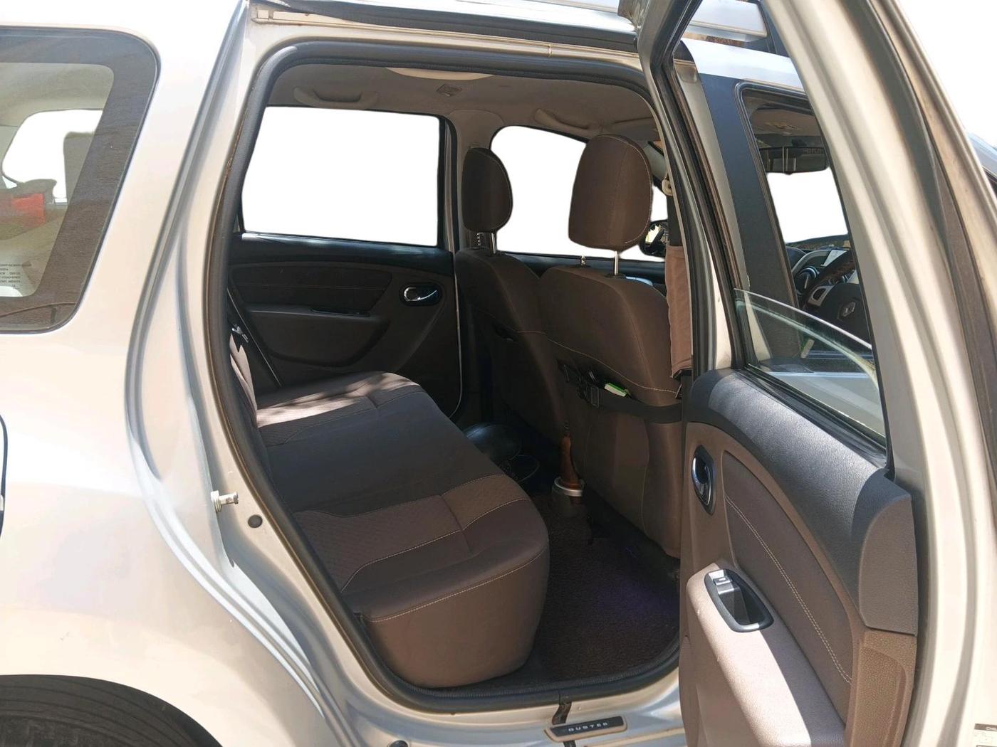 2017 Renault Duster 110 PS RXZ 4X2 AMT DIESEL, Diesel, Automatic, 1,46,101 km, interior