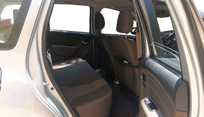 2017 Renault Duster 110 PS RXZ 4X2 AMT DIESEL, Diesel, Automatic, 1,46,101 km, interior