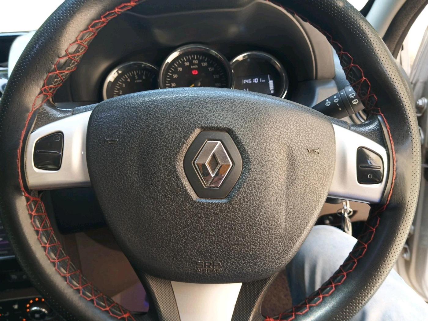 2017 Renault Duster 110 PS RXZ 4X2 AMT DIESEL, Diesel, Automatic, 1,46,101 km, interior