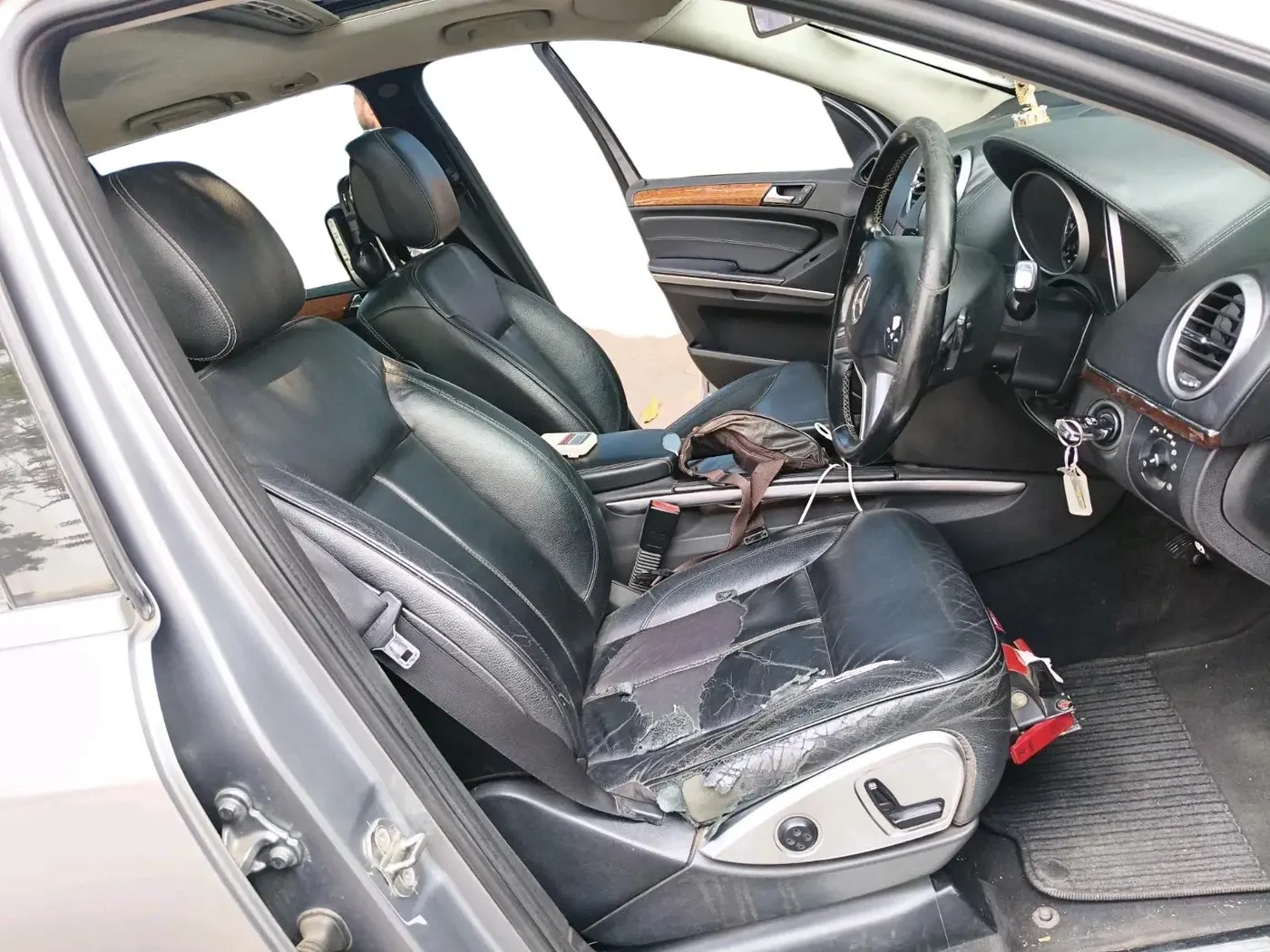 2011 Mercedes Benz GL Class 350 CDI Blue EFFICIENCY, Diesel, Automatic, 1,28,718 km, interior