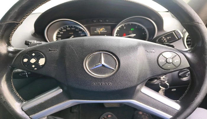 2011 Mercedes Benz GL Class 350 CDI Blue EFFICIENCY, Diesel, Automatic, 1,28,718 km, interior