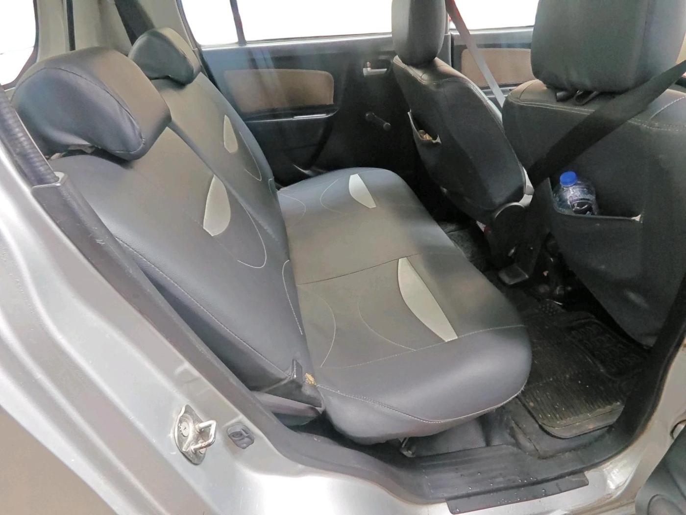 2017 Maruti Wagon R 1.0 LXI CNG, CNG, Manual, 1,01,250 km, interior