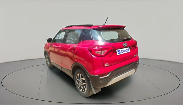 2022 Mahindra XUV300 W8 (O) 1.5 DIESEL AMT, Diesel, Automatic, 71,162 km, exterior