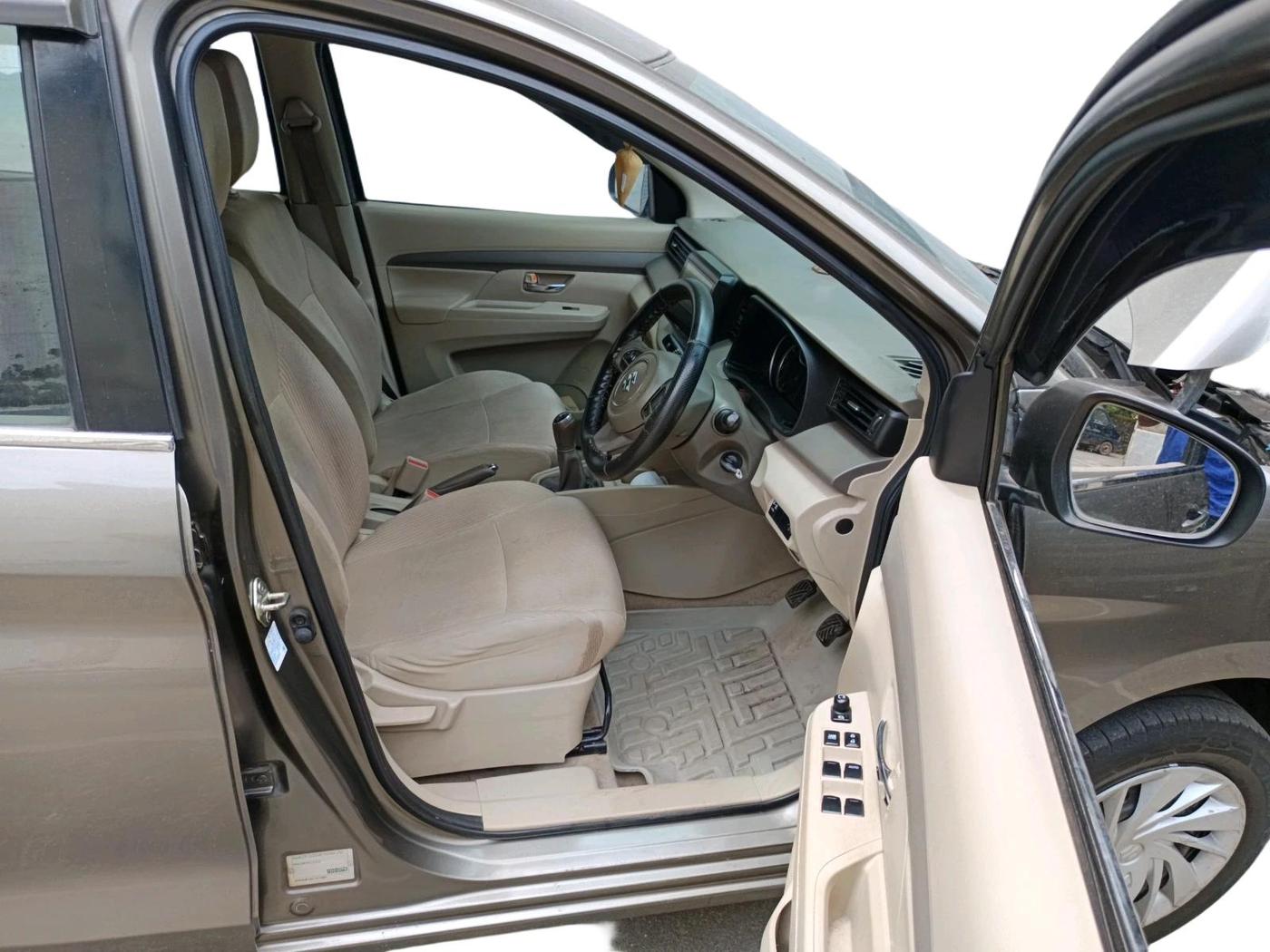 2022 Maruti Ertiga VXI CNG, CNG, Manual, 1,23,591 km, interior