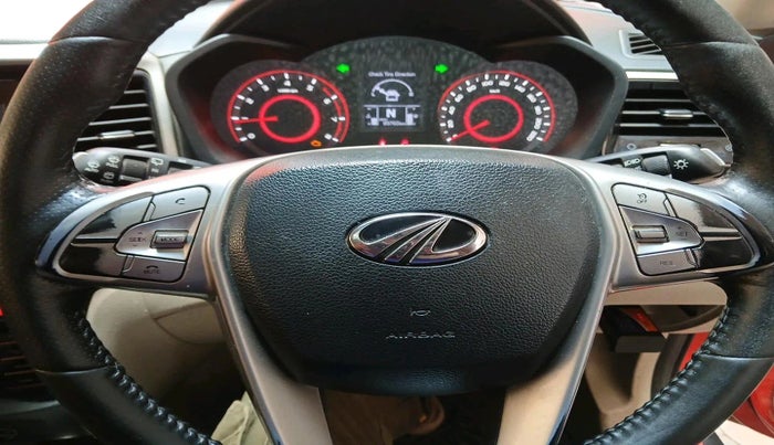 2019 Mahindra XUV300 W8 (O) 1.2 PETROL, Petrol, Manual, 89,760 km, interior