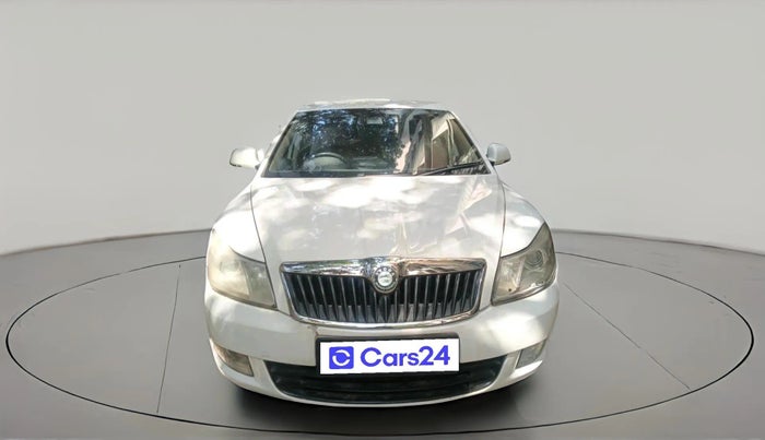 2010 Skoda Laura AMBIENTE 1.9 TDI AT, Diesel, Automatic, 1,13,763 km, exterior