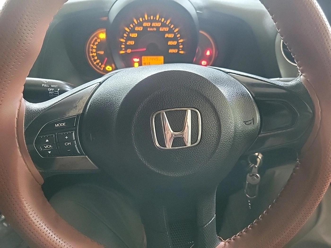 2014 Honda Amaze 1.2L I-VTEC S, Petrol, Manual, 71,449 km, interior