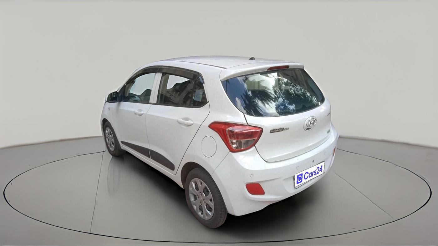 2016 Hyundai Grand i10 MAGNA AT 1.2 KAPPA VTVT, Petrol, Automatic, 22,576 km, exterior