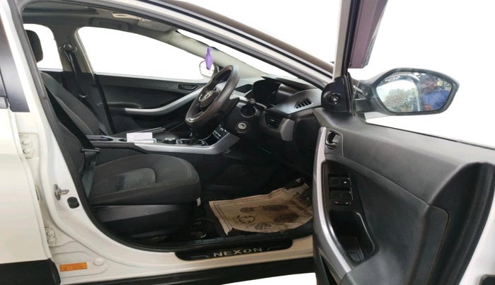 2023 Tata NEXON XM SUNROOF DIESEL, Diesel, Manual, 72,773 km, interior