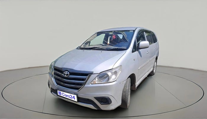 2012 Toyota Innova 2.5 G4 8 STR, Diesel, Manual, 2,88,444 km, exterior
