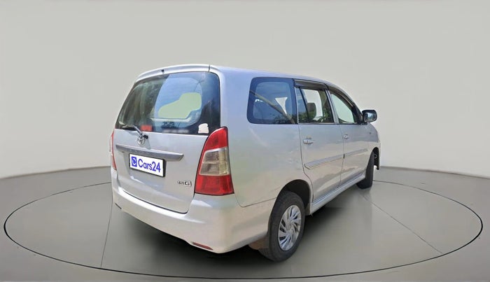 2012 Toyota Innova 2.5 G4 8 STR, Diesel, Manual, 2,88,444 km, exterior