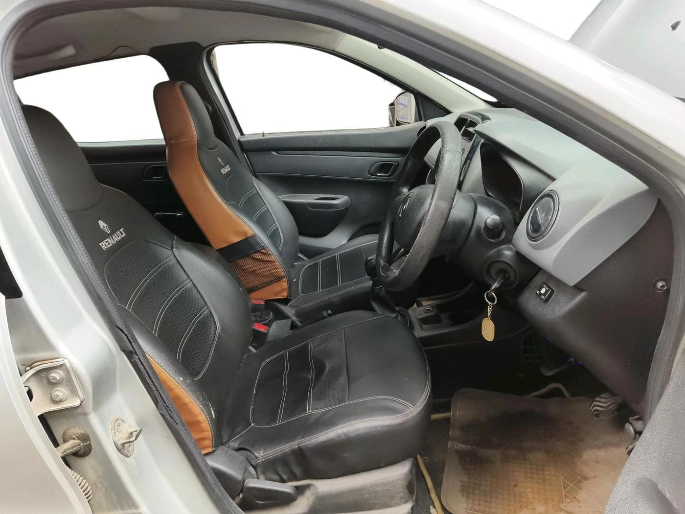 2017 Renault Kwid RXT 0.8, CNG, Manual, 52,388 km, interior
