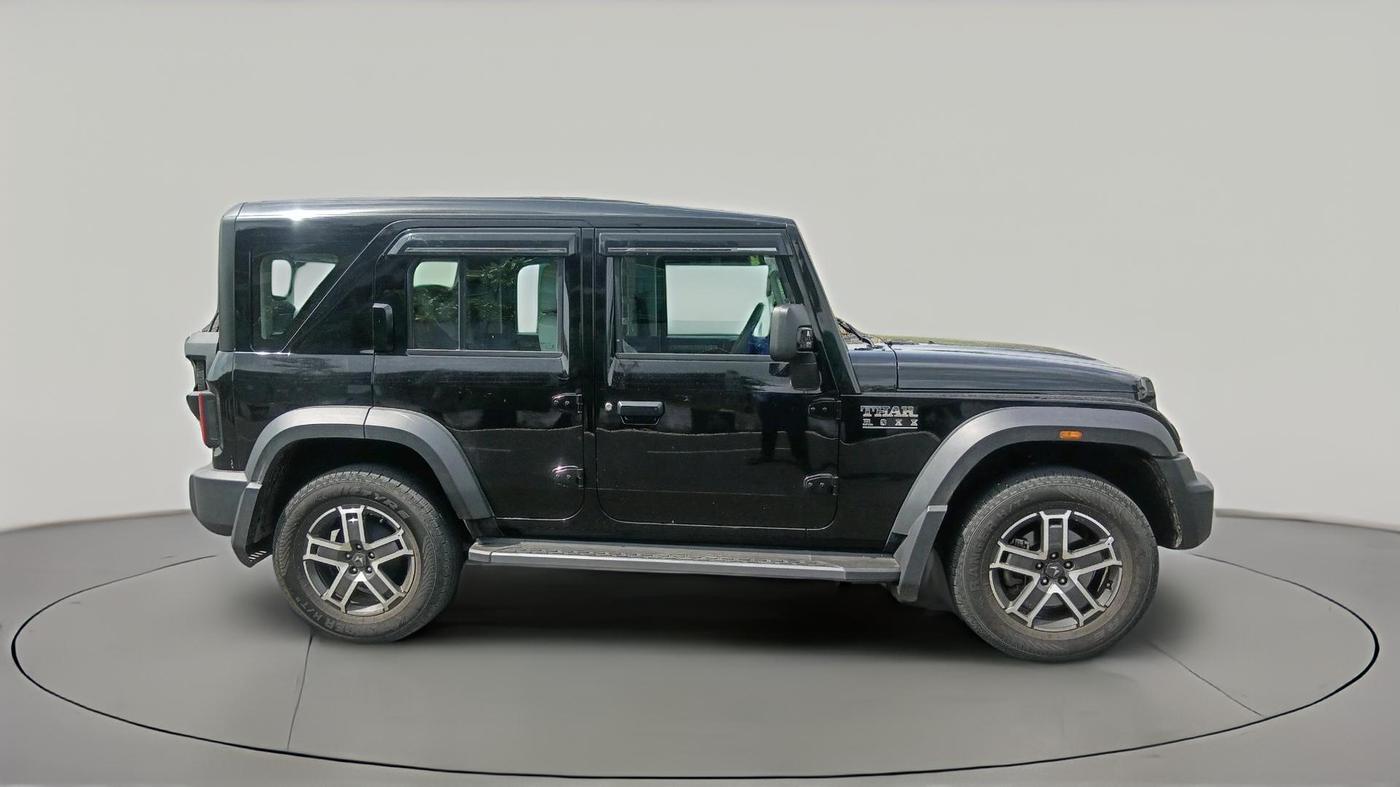 2026 Mahindra Thar Roxx AX5 L Diesel AT 2WD, Diesel, Automatic, 10,583 km, exterior