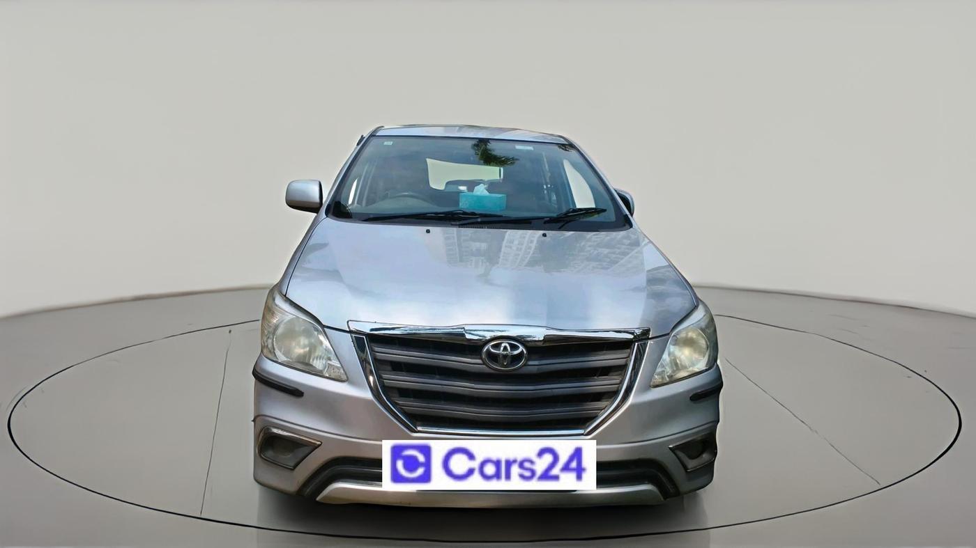2014 Toyota Innova 2.5 G 8 STR, Diesel, Manual, 1,61,090 km, exterior