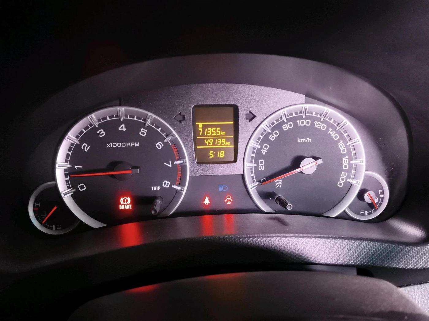 2013 Maruti Swift VXI, Petrol, Manual, 49,139 km, interior