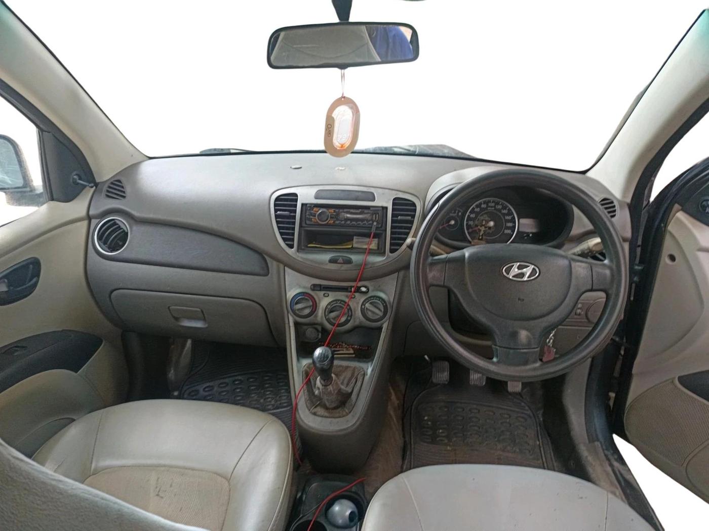 2011 Hyundai i10 ERA 1.1, Petrol, Manual, 70,646 km, interior