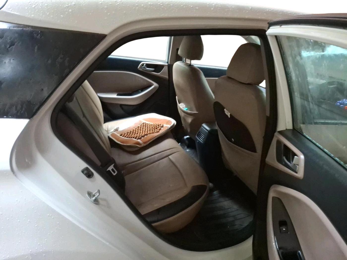 2015 Hyundai Elite i20 ASTA 1.2, Petrol, Manual, 83,777 km, interior