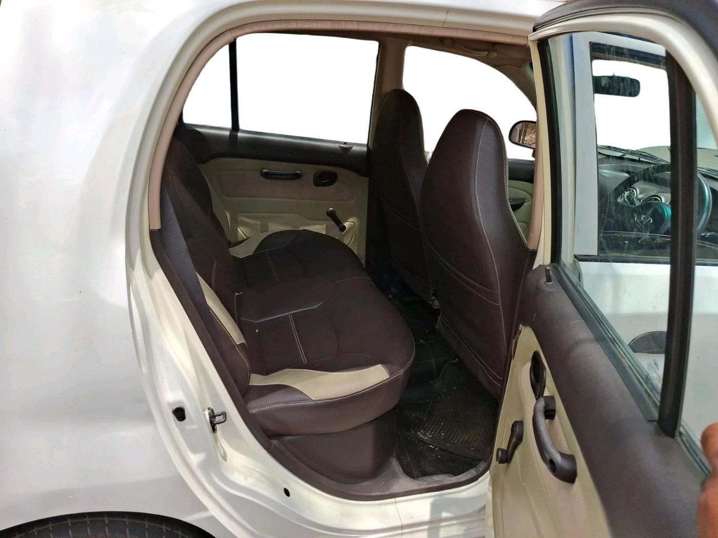 2013 Hyundai Santro Xing GLS, Petrol, Manual, 83,587 km, interior