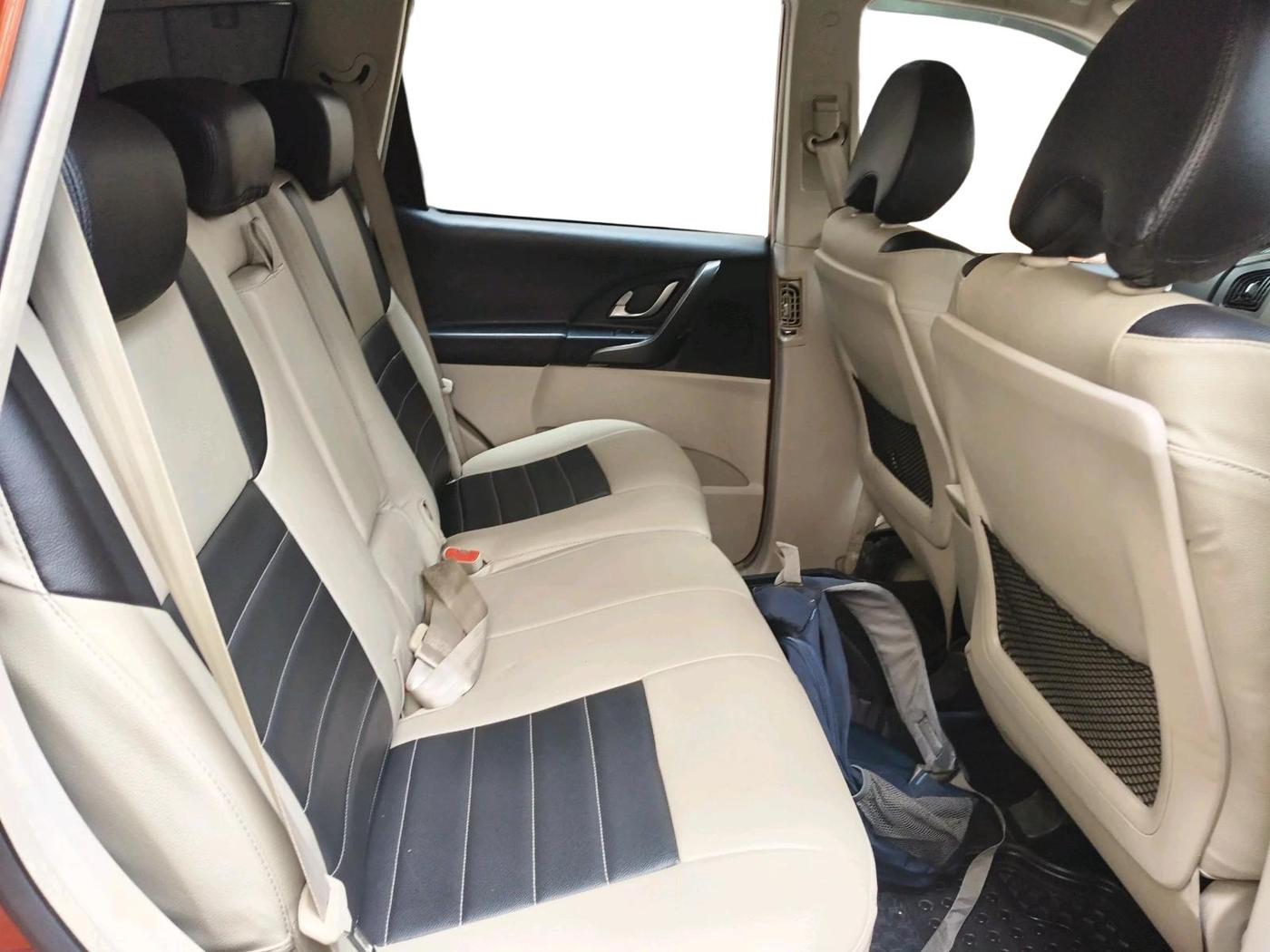 2017 Mahindra XUV500 W6 AT, Diesel, Automatic, 49,903 km, interior